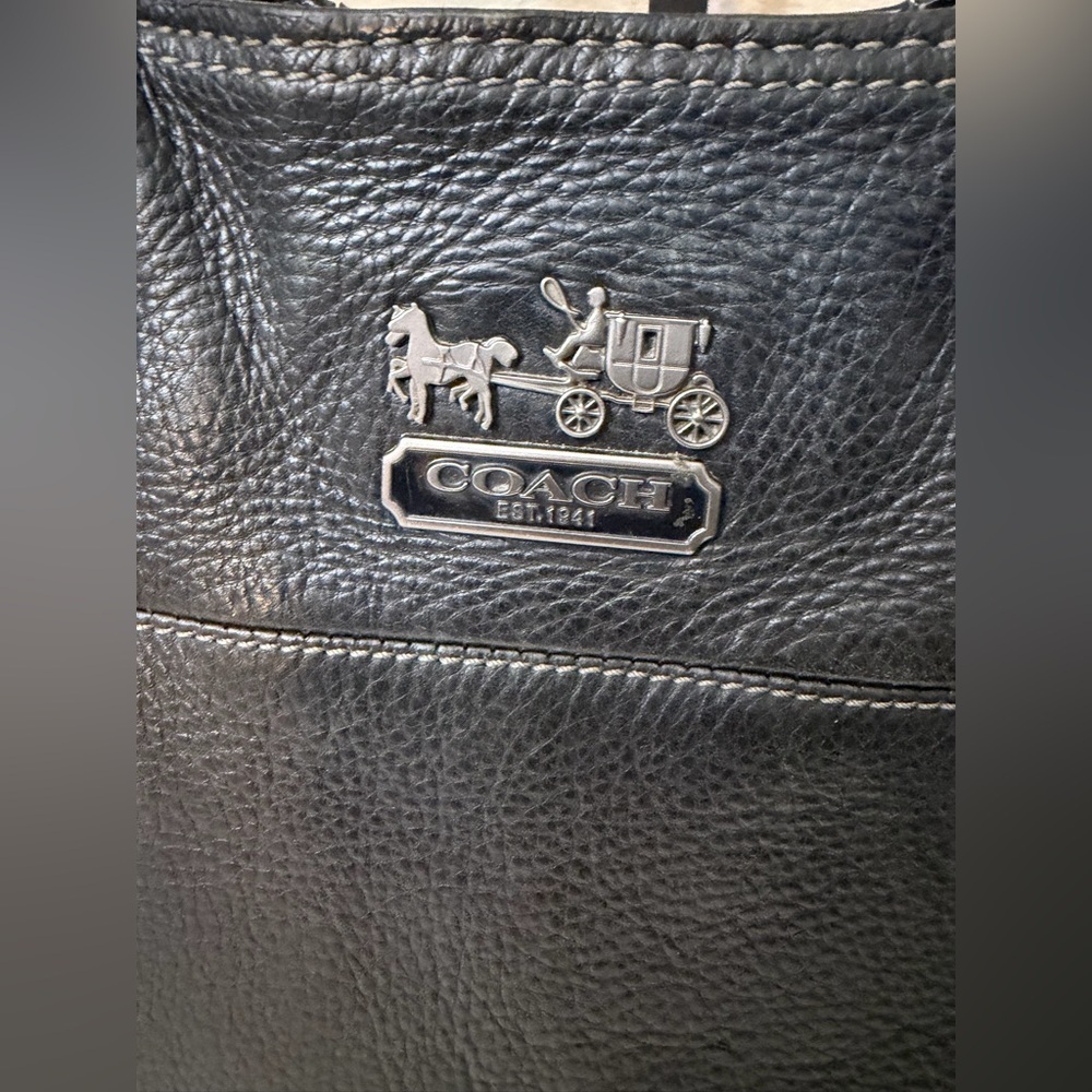 Coach Madison Tribeca East West Black Pebbled Leather Bag 14111 - Picture 2 of 10